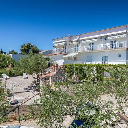 Apartments Antea & Magdalena Пировац Экстерьер фото