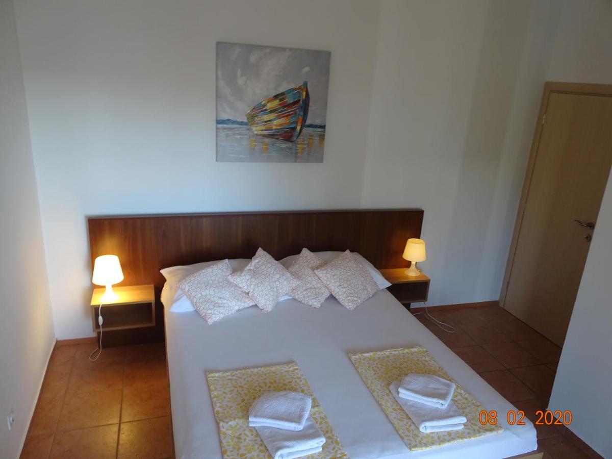 Apartments Antea & Magdalena Пировац Экстерьер фото