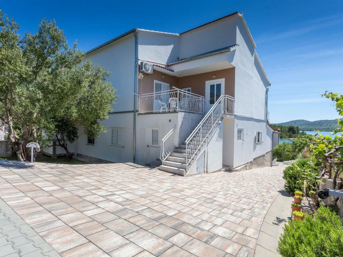 Apartments Antea & Magdalena Пировац Экстерьер фото